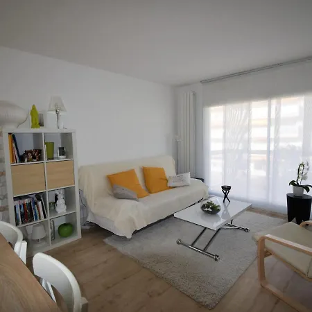 公寓 : T2 Moderne A 2 Pas De La Avec Balcon, Wifi, Parking Et Tv Cinema - Fr-1-420-71 阿卡雄
